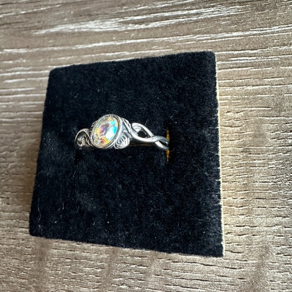 sterling silver ring with a rainbow glass moonstone gemstone size 8.75 - Picture 4 of 8